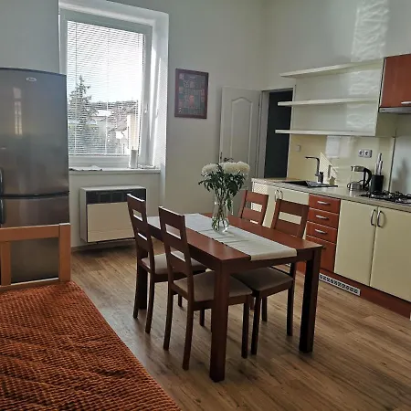 Fine Apartment In Centrum Of Slany With Aircondition Екстер'єр фото