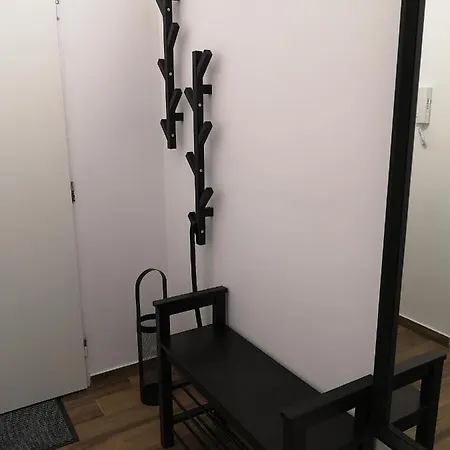 Fine Apartment In Centrum Of Slany With Aircondition Екстер'єр фото