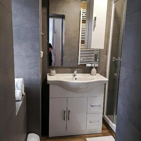 Fine Apartment In Centrum Of Slany With Aircondition Екстер'єр фото